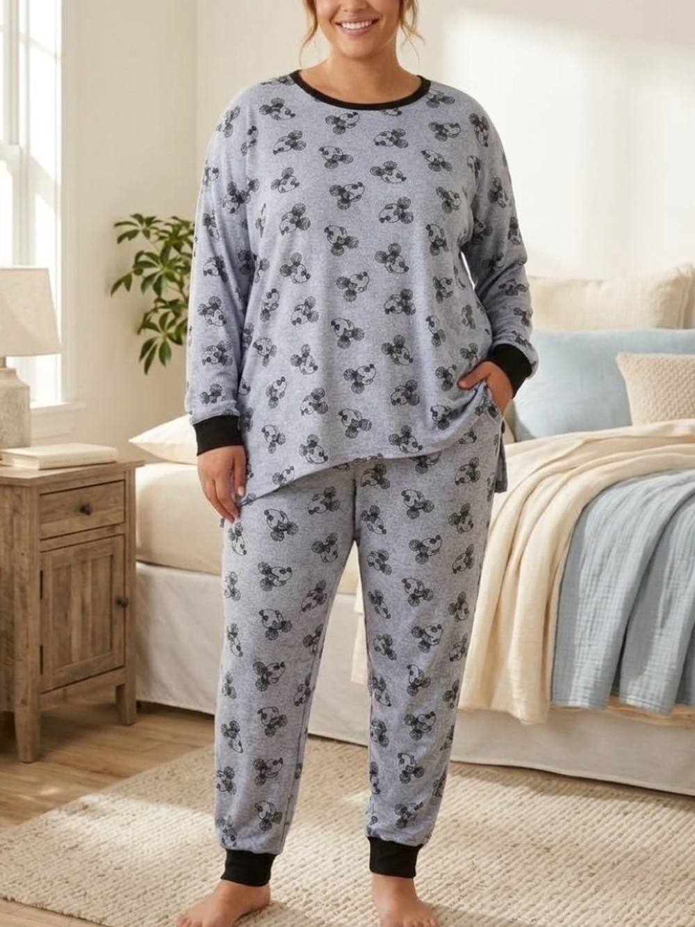 Disney Two Piece Pajamas Womens Size XXL Blue All Over Print Mickey Mouse